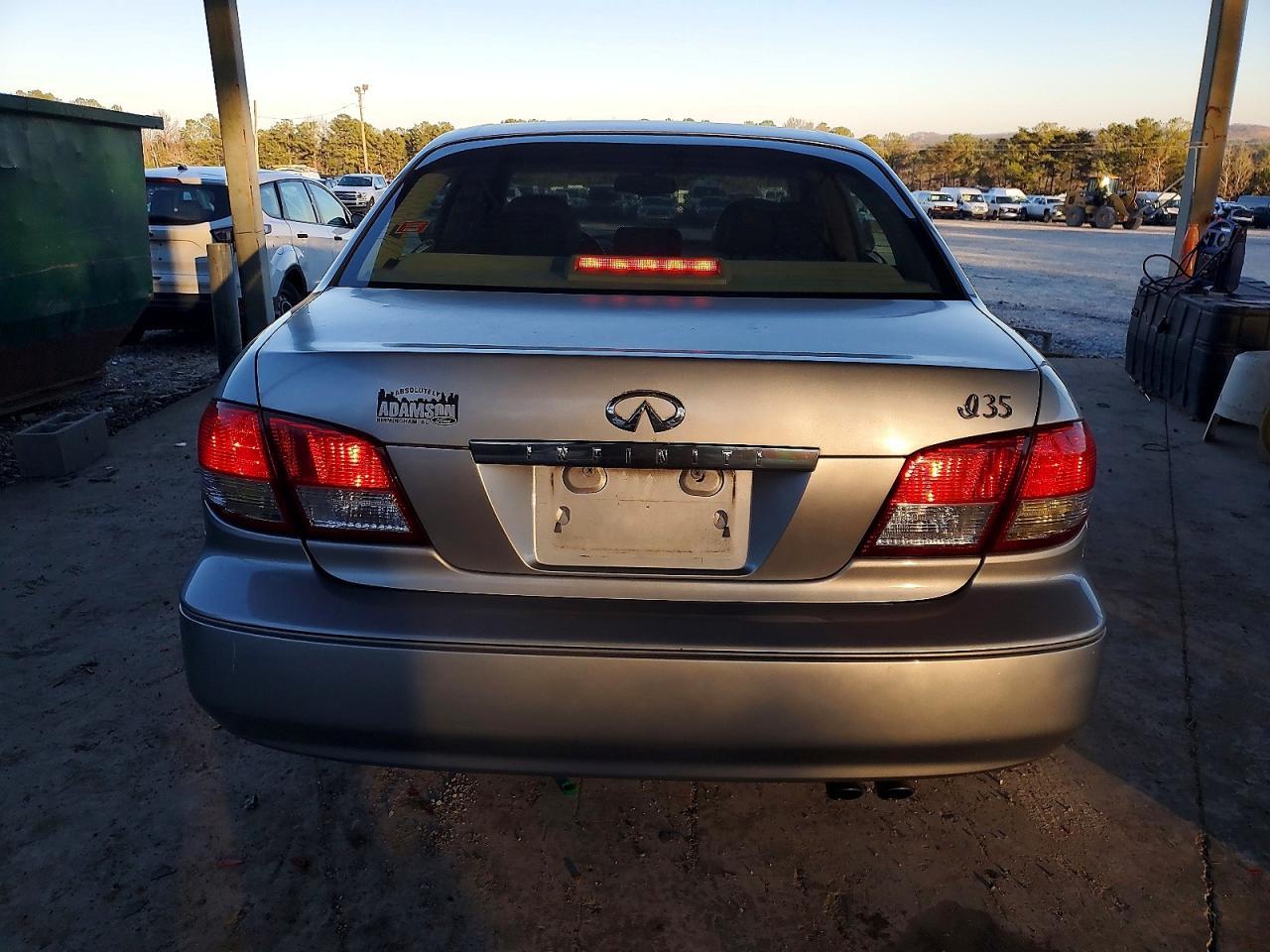 2002 INFINITI I35