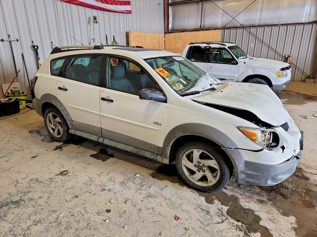 2004 PONTIAC VIBE