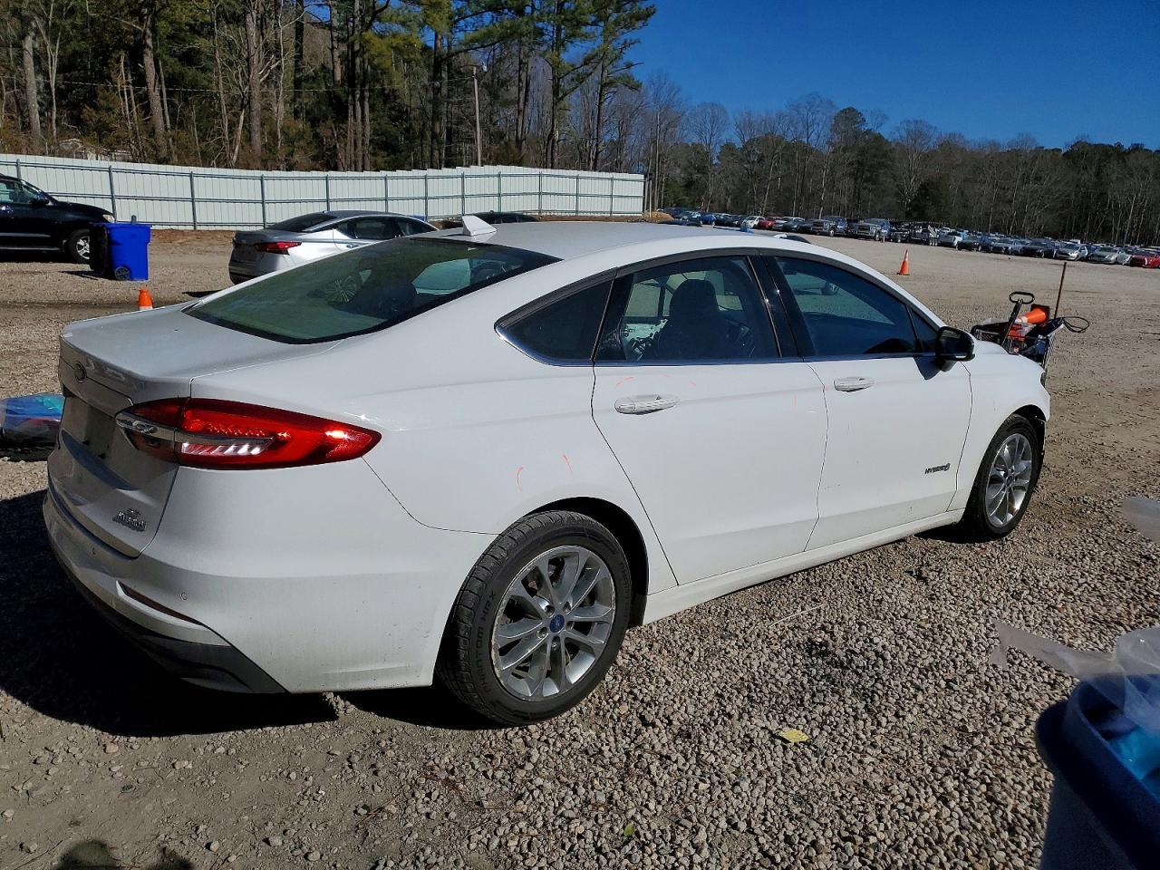 2019 FORD FUSION
