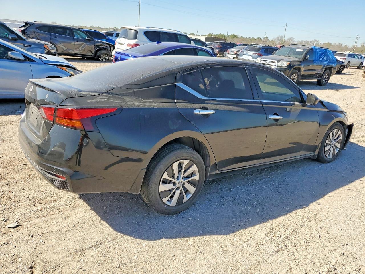 2024 NISSAN ALTIMA