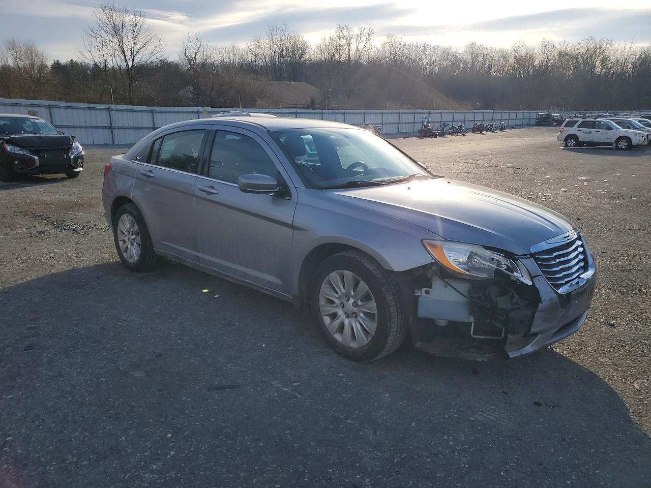 2014 CHRYSLER 200