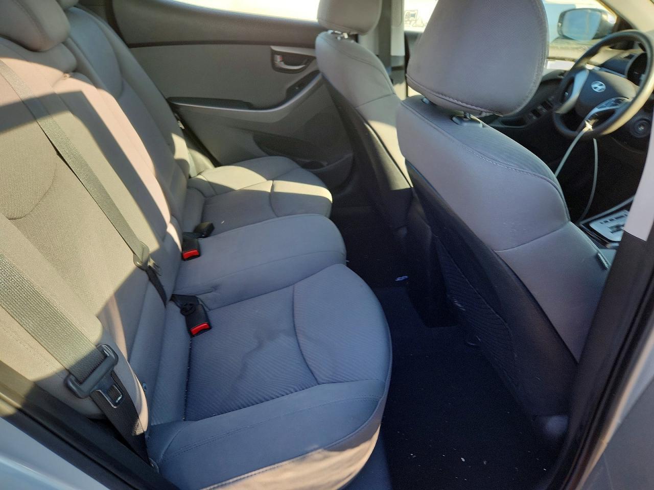 2011 HYUNDAI ELANTRA