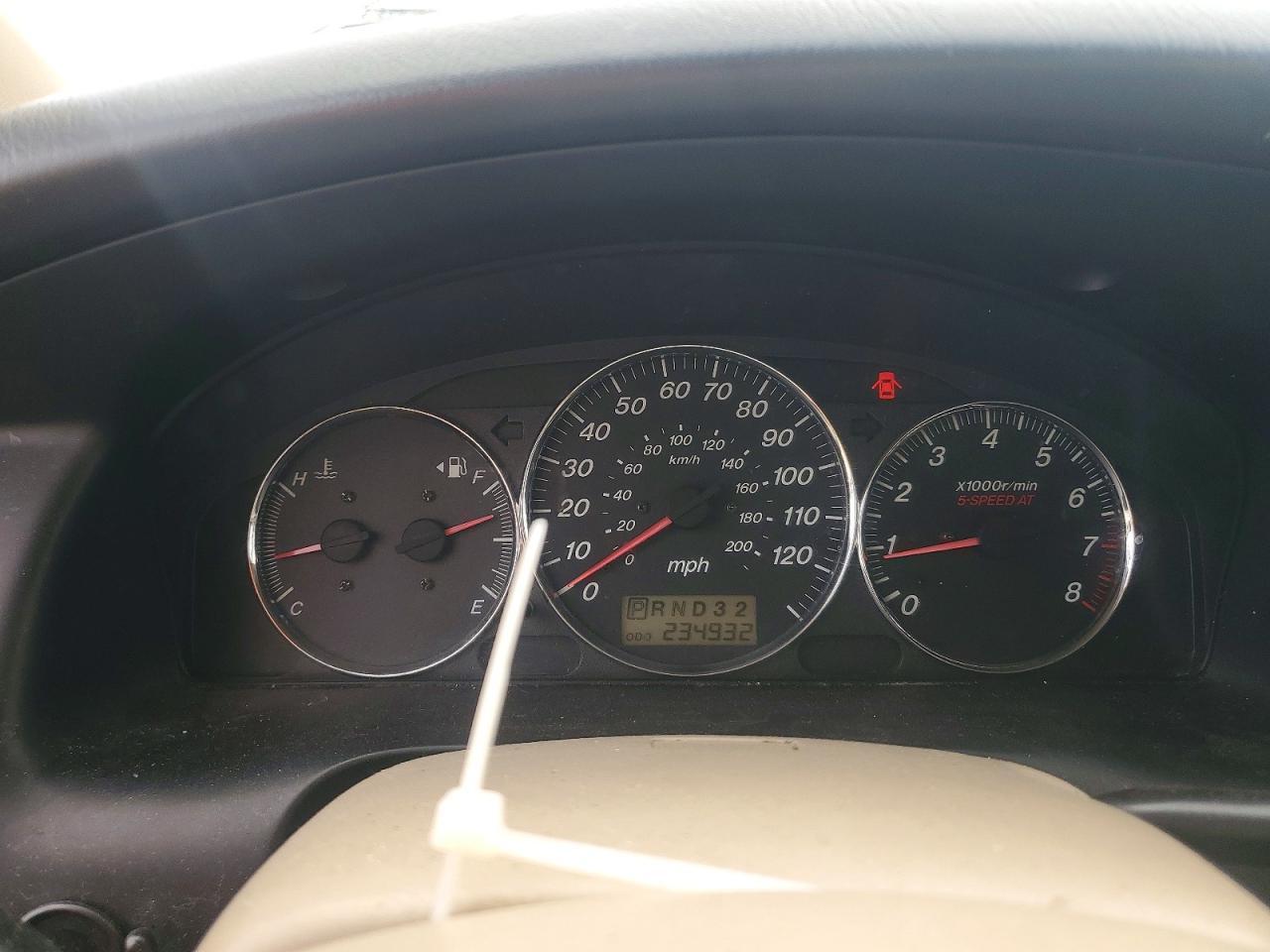 2006 MAZDA Mpv