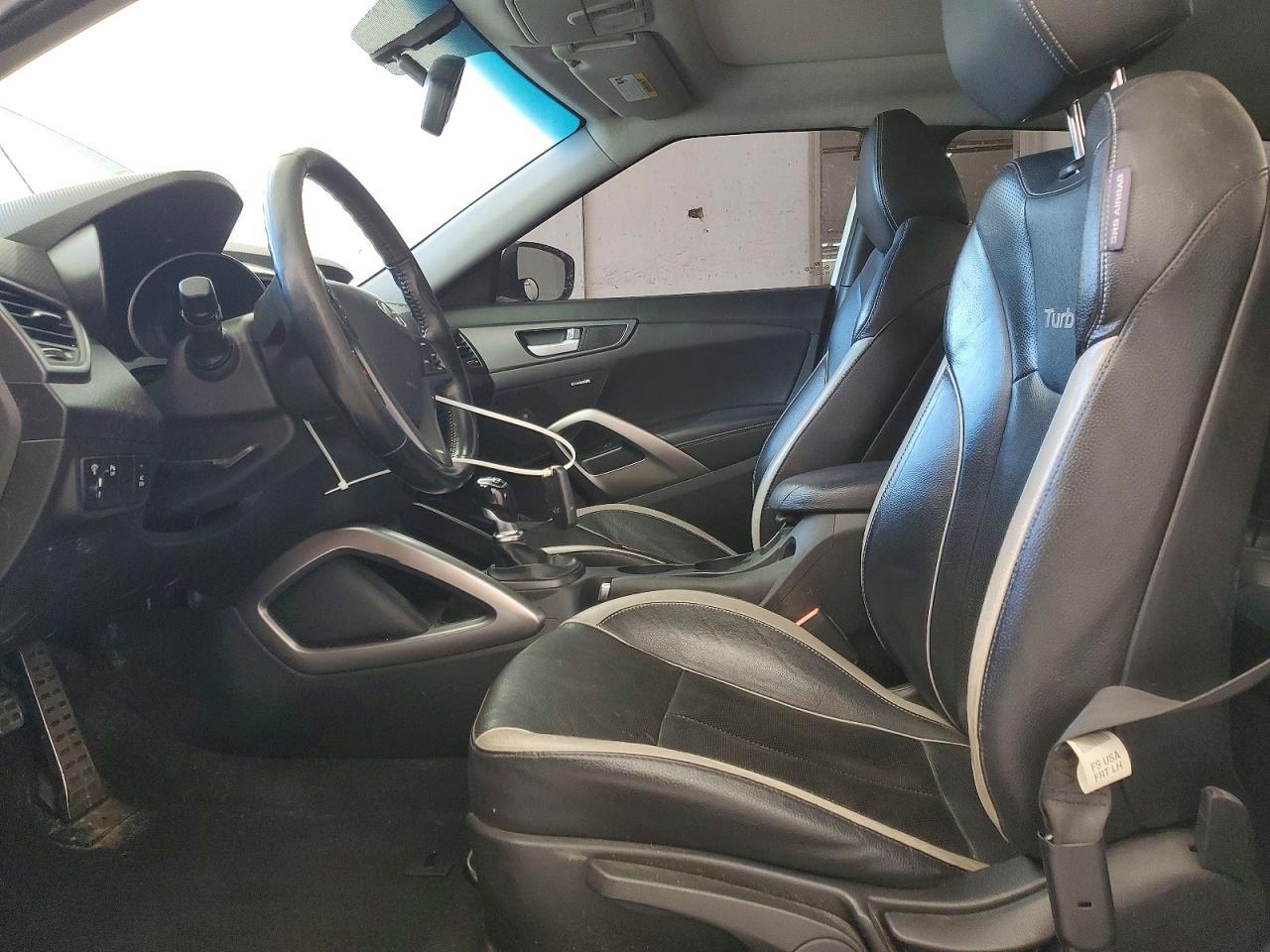 2013 HYUNDAI VELOSTER