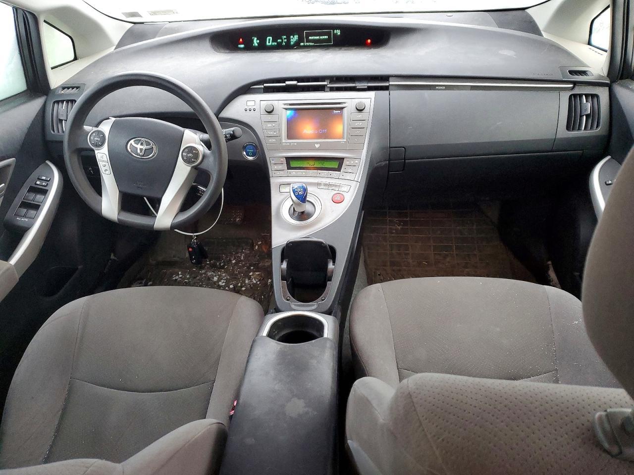 2013 TOYOTA PRIUS