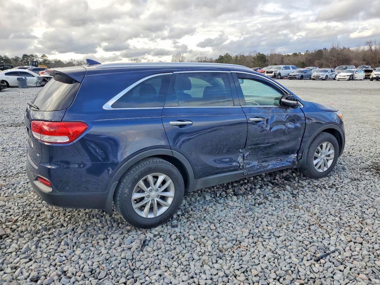 2017 KIA SORENTO