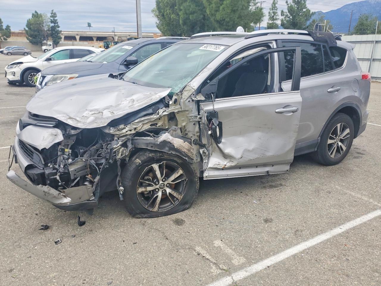 2016 TOYOTA RAV4