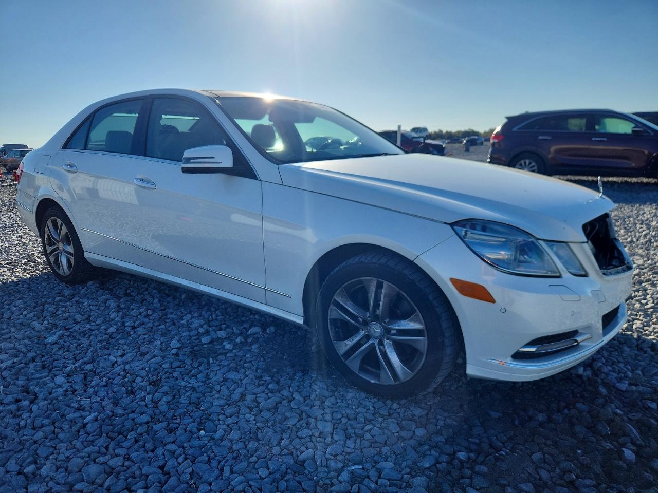 2011 MERCEDES-BENZ E-Class