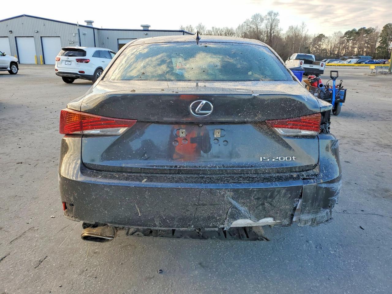 2017 LEXUS IS 200t