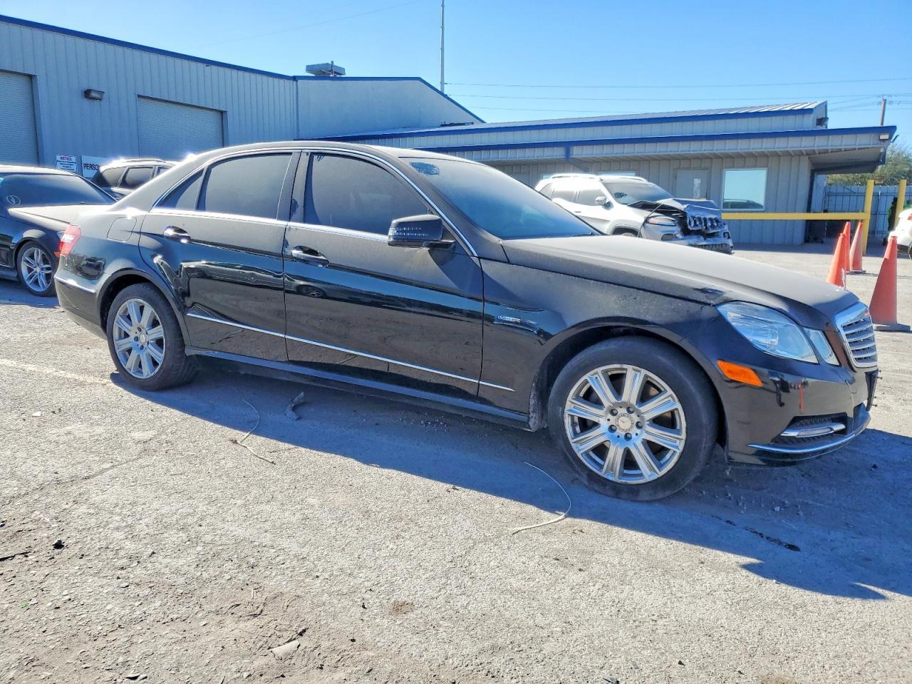 2012 MERCEDES-BENZ E-Class