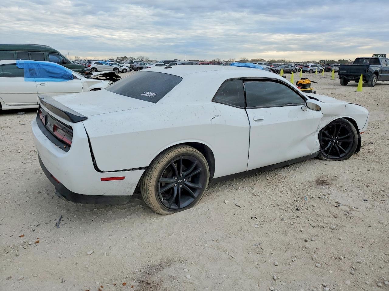 2018 DODGE Challenger
