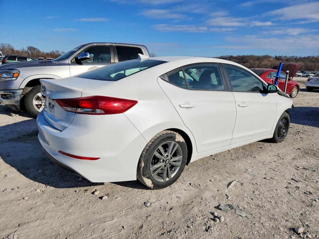 2017 HYUNDAI ELANTRA