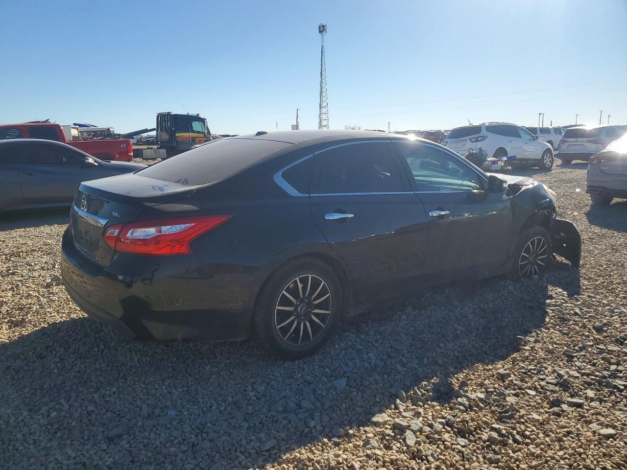 2017 NISSAN ALTIMA