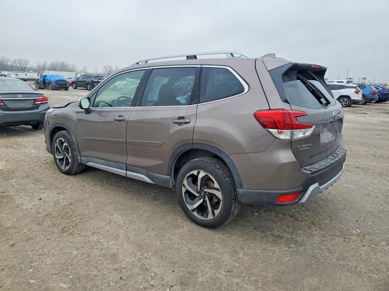 2022 SUBARU FORESTER