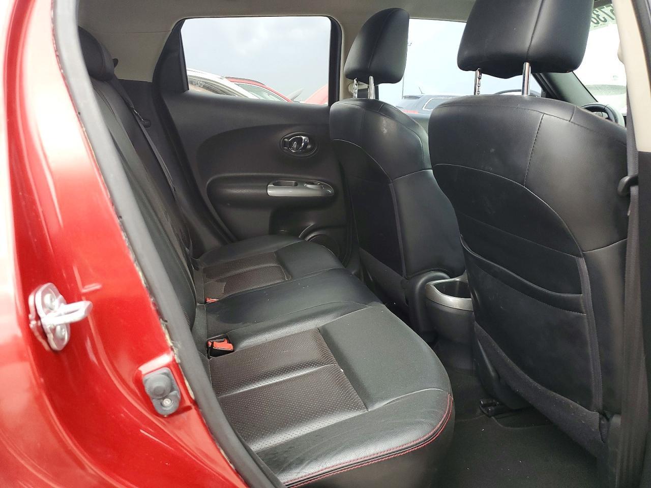 2015 NISSAN Juke