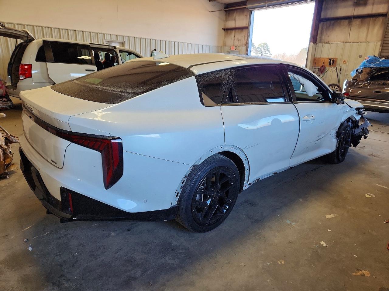 2025 KIA K4