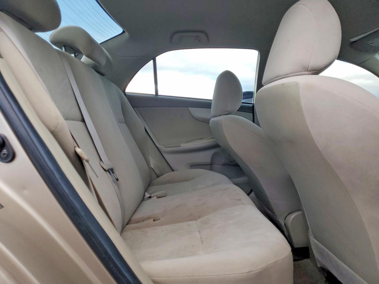 2009 TOYOTA COROLLA