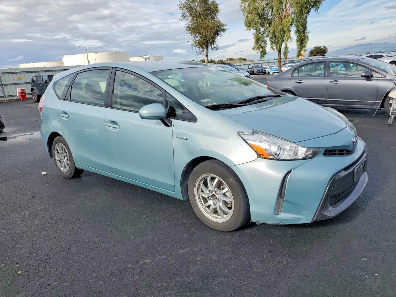 2017 TOYOTA PRIUS V
