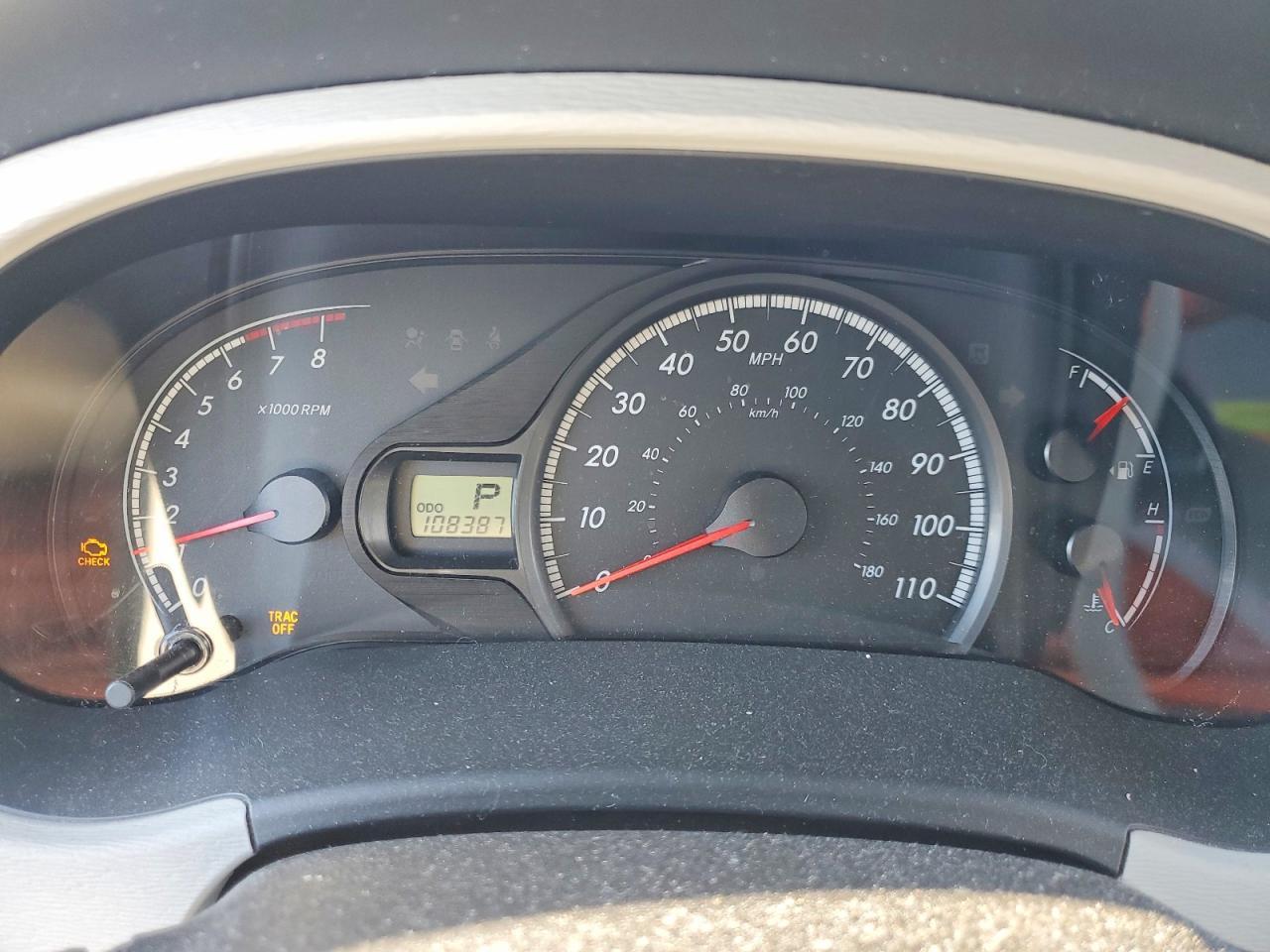 2012 TOYOTA SIENNA
