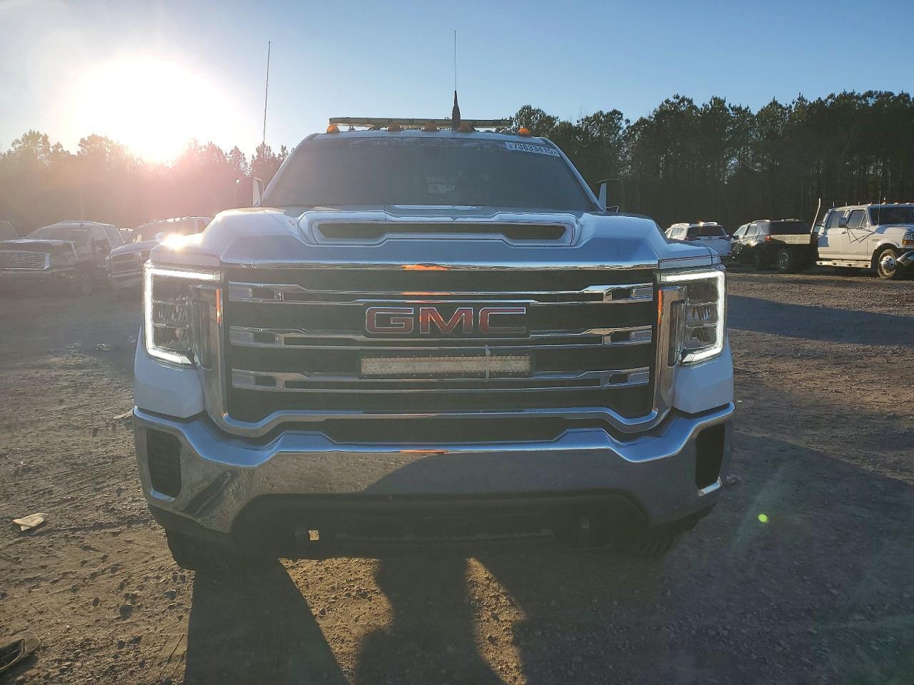2023 GMC Sierra