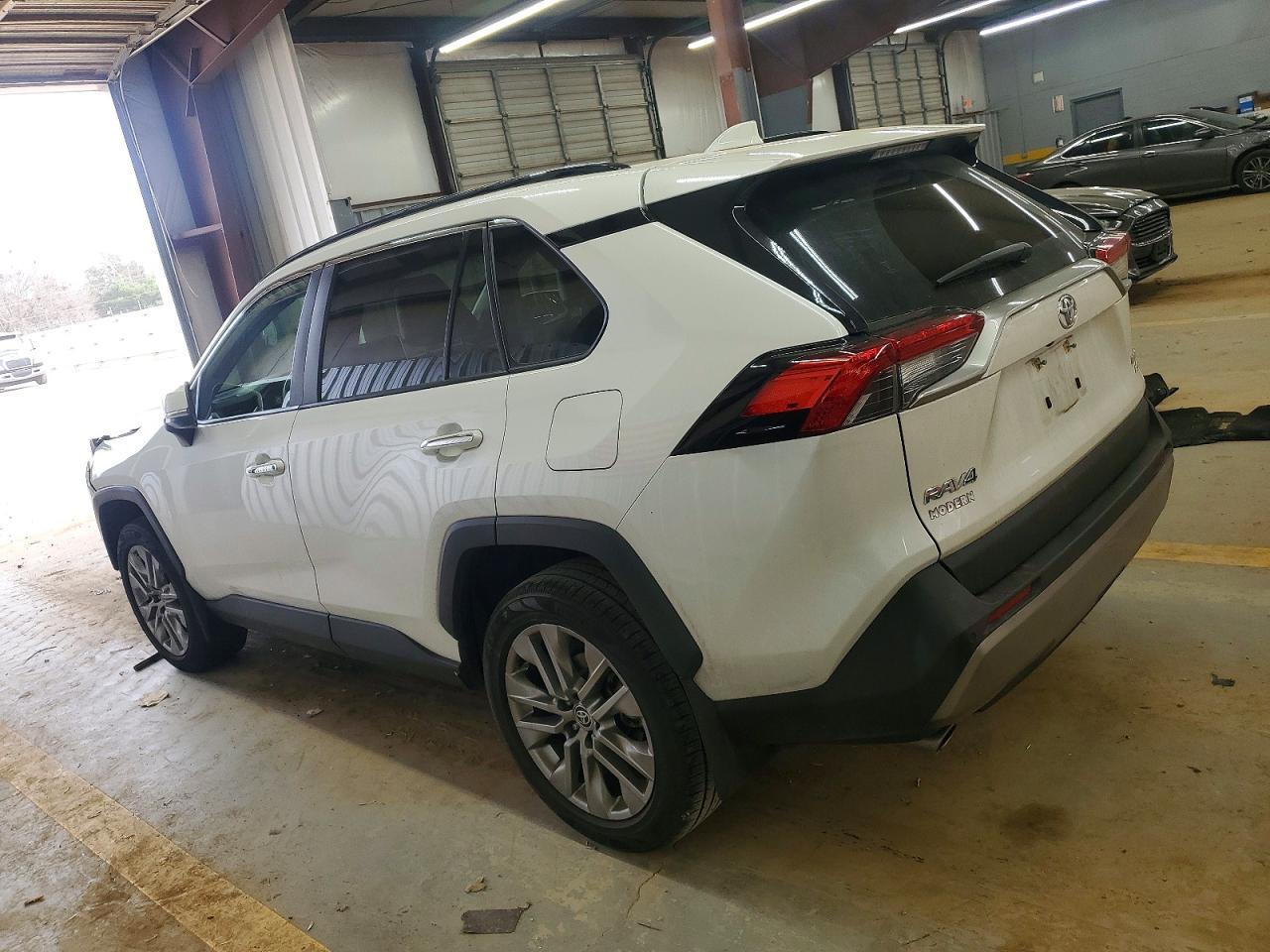 2022 TOYOTA RAV4