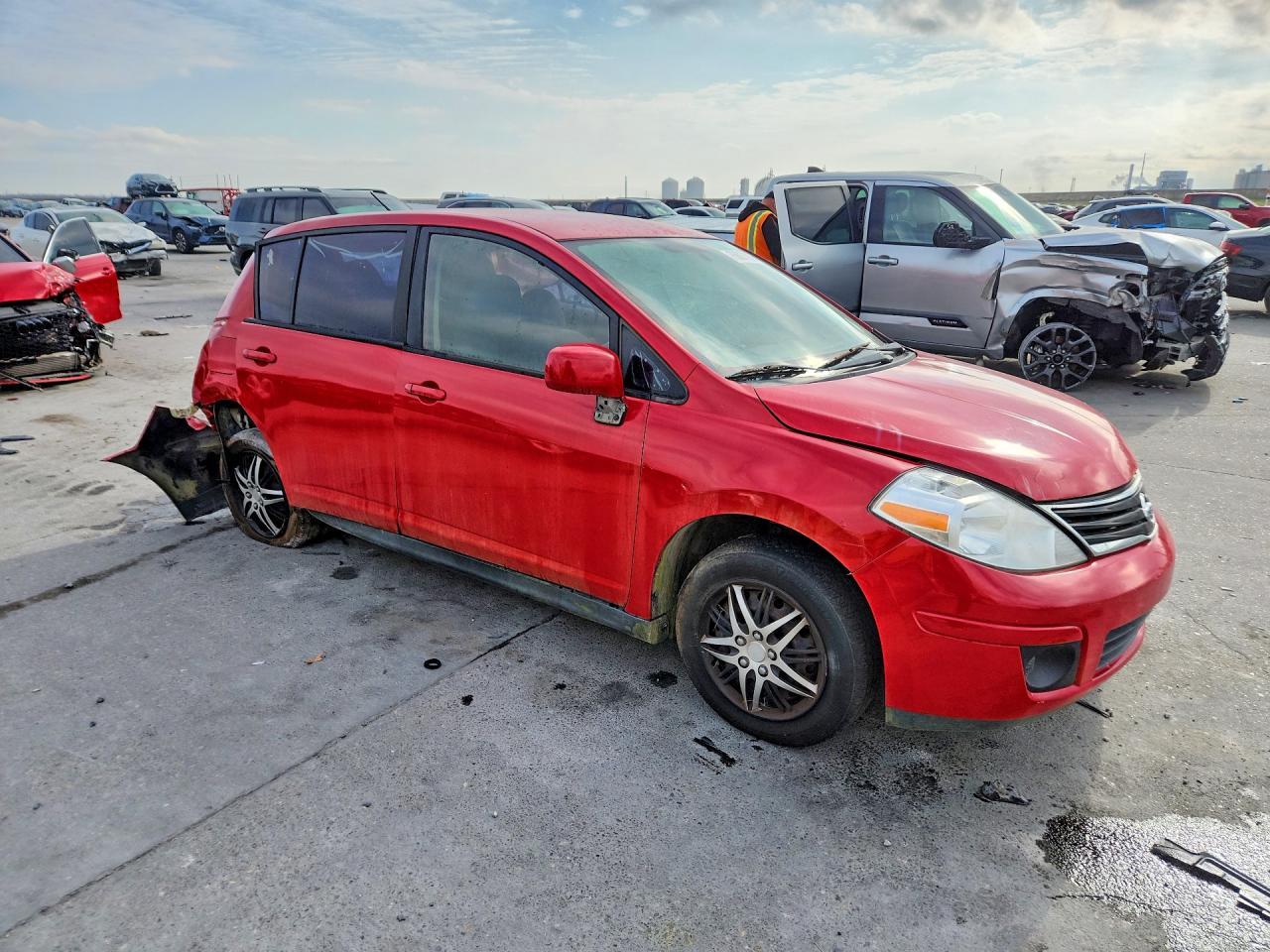 2012 NISSAN VERSA