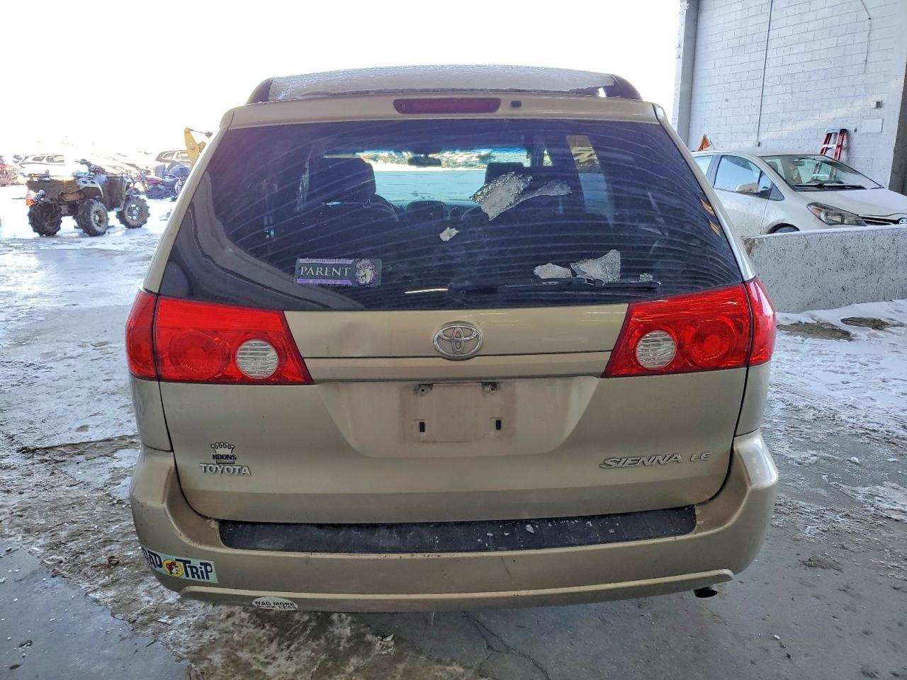 2006 TOYOTA SIENNA