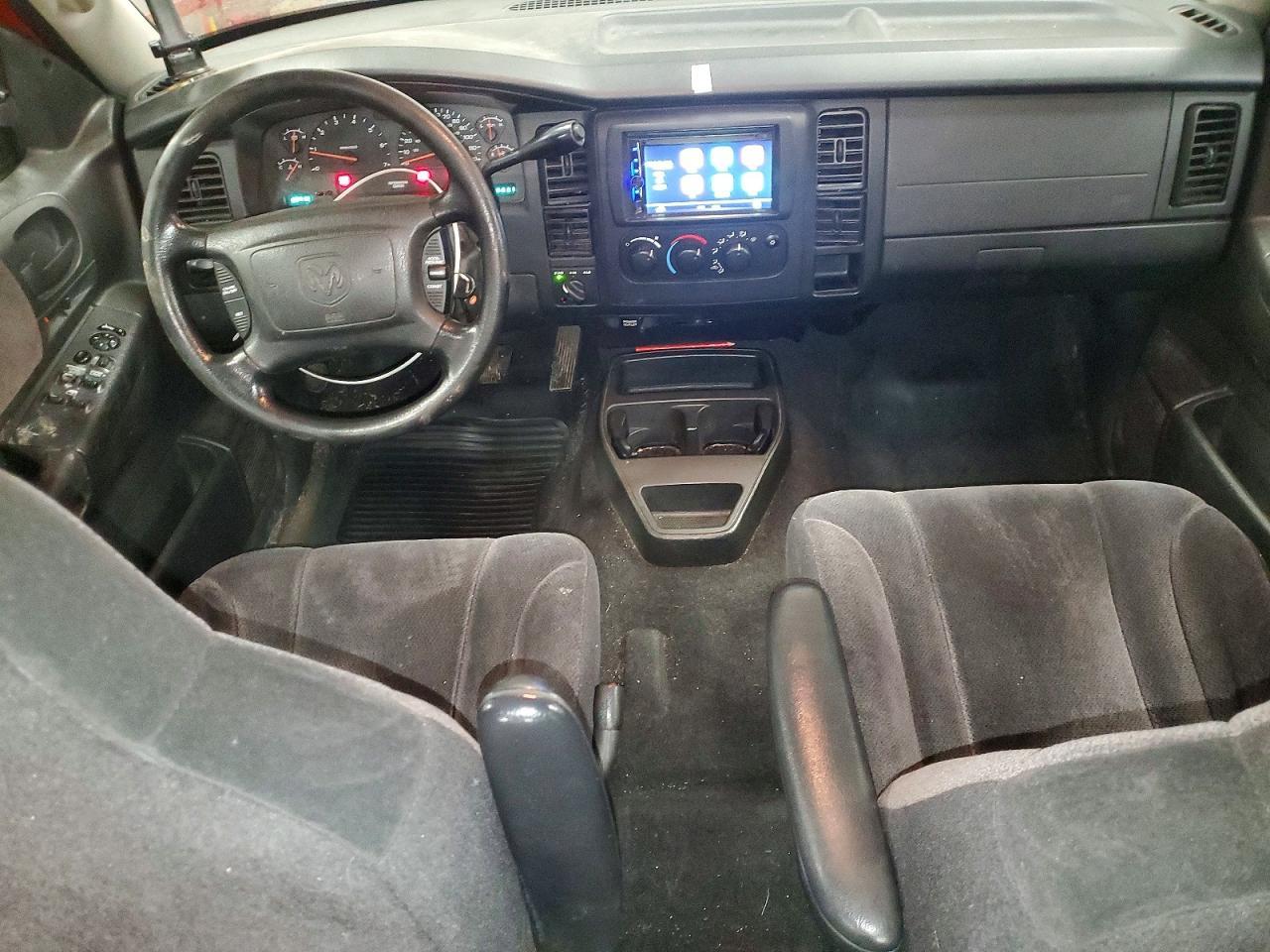 2004 DODGE Dakota