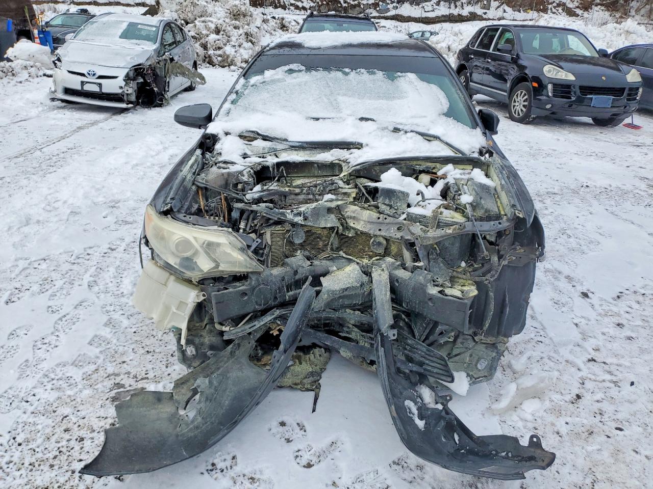 2012 TOYOTA CAMRY