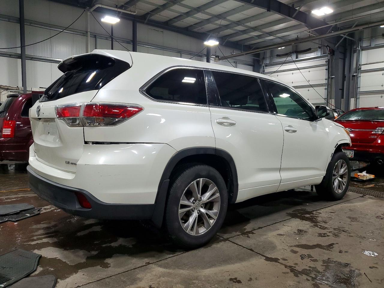 2014 TOYOTA HIGHLANDER