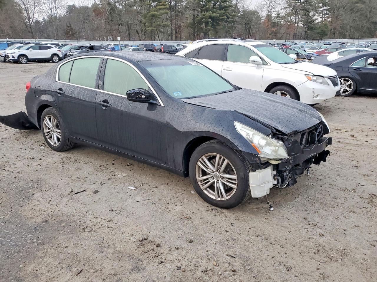 2011 INFINITI G37