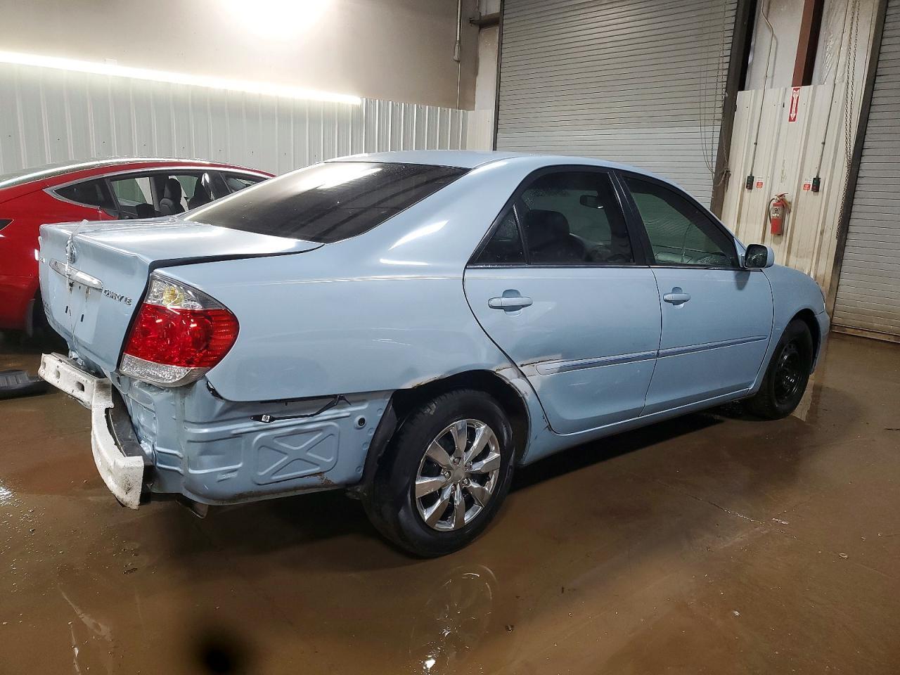 2005 TOYOTA CAMRY