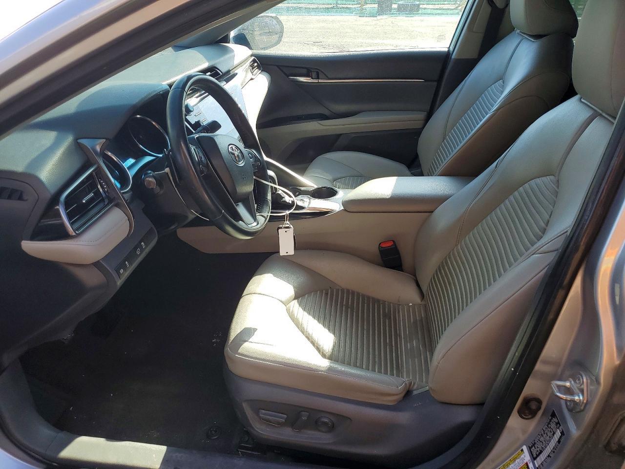 2019 TOYOTA CAMRY