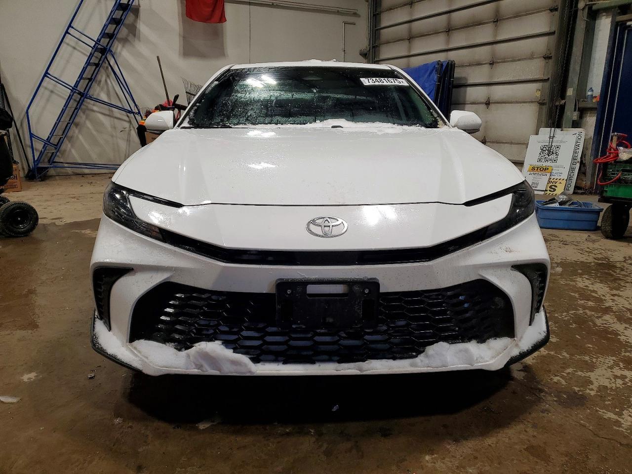 2025 TOYOTA CAMRY