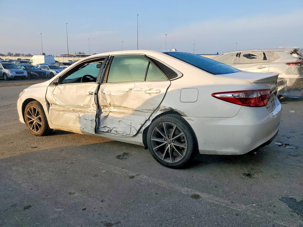 2015 TOYOTA CAMRY