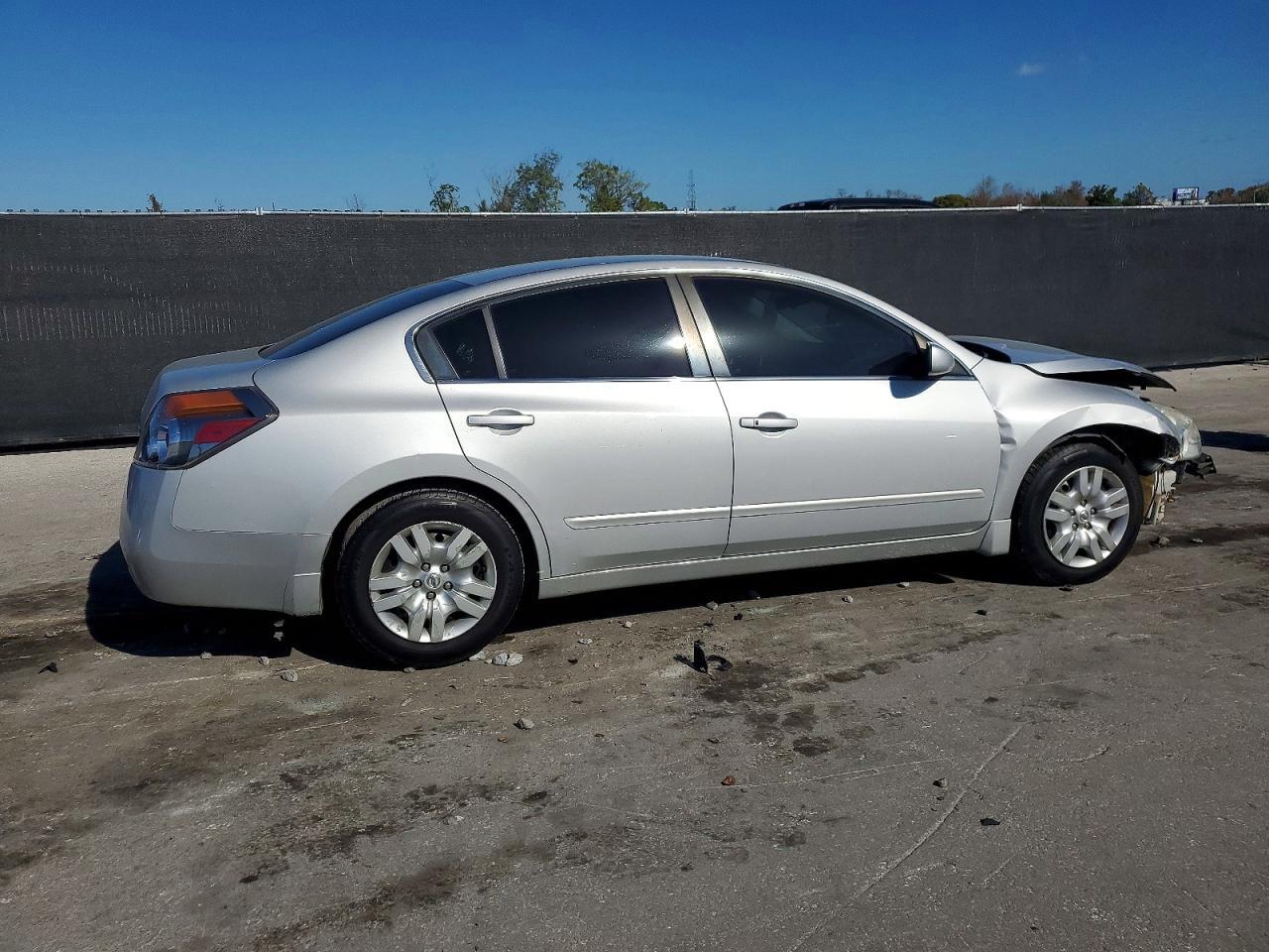 2012 NISSAN ALTIMA