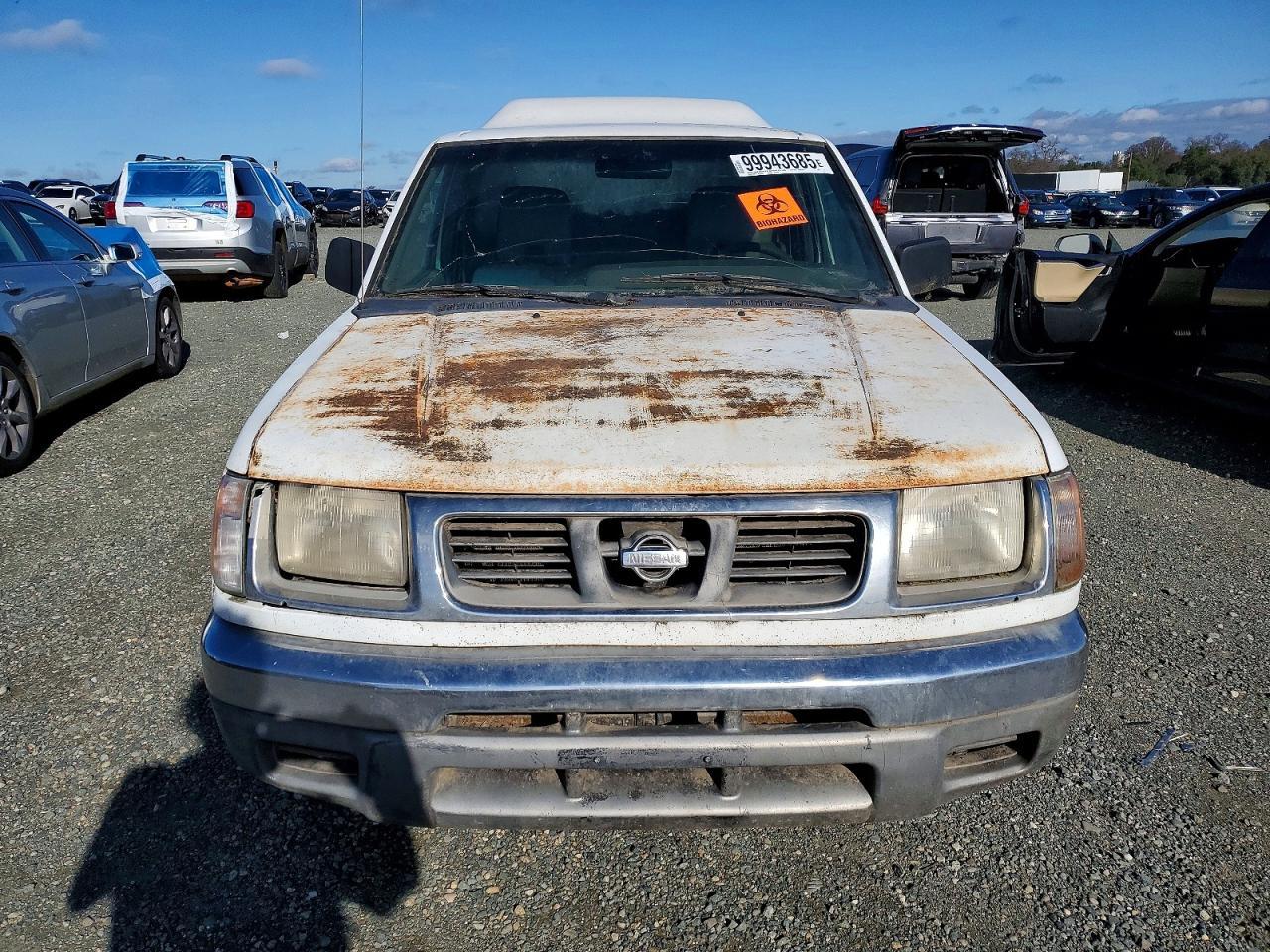 2000 NISSAN Frontier