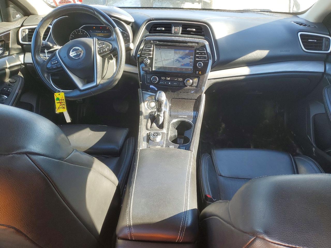 2017 NISSAN Maxima