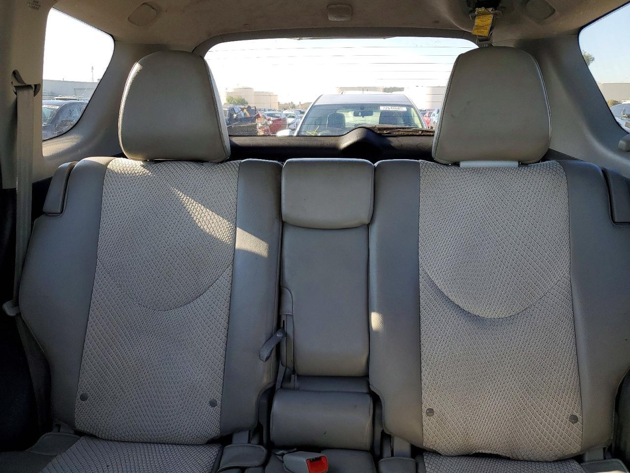 2013 TOYOTA RAV4