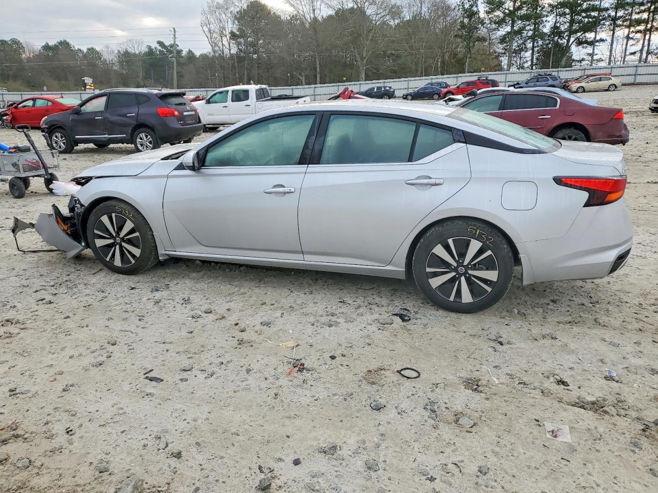 2022 NISSAN ALTIMA