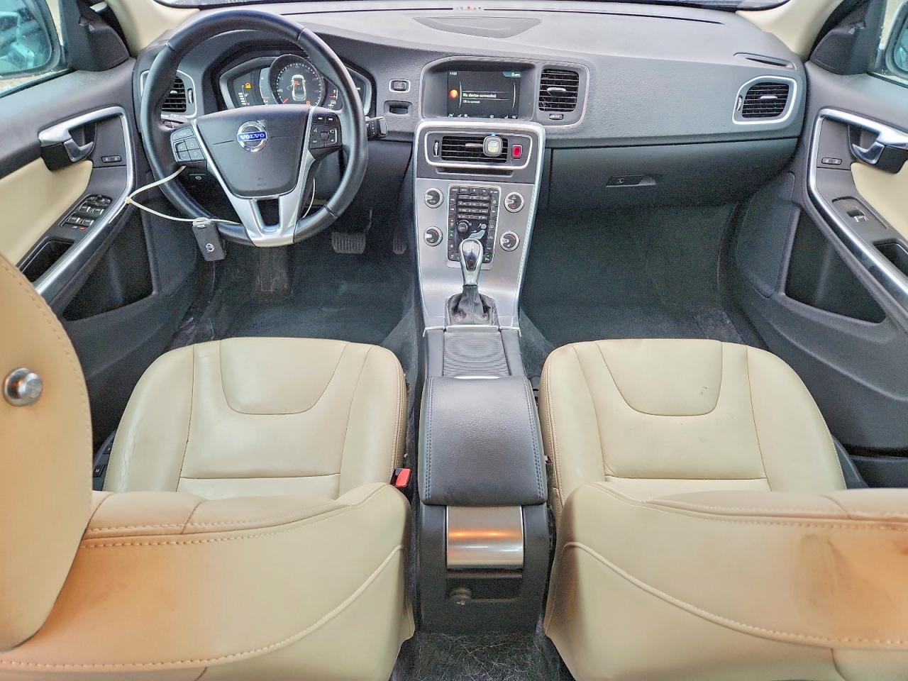 2017 VOLVO S60