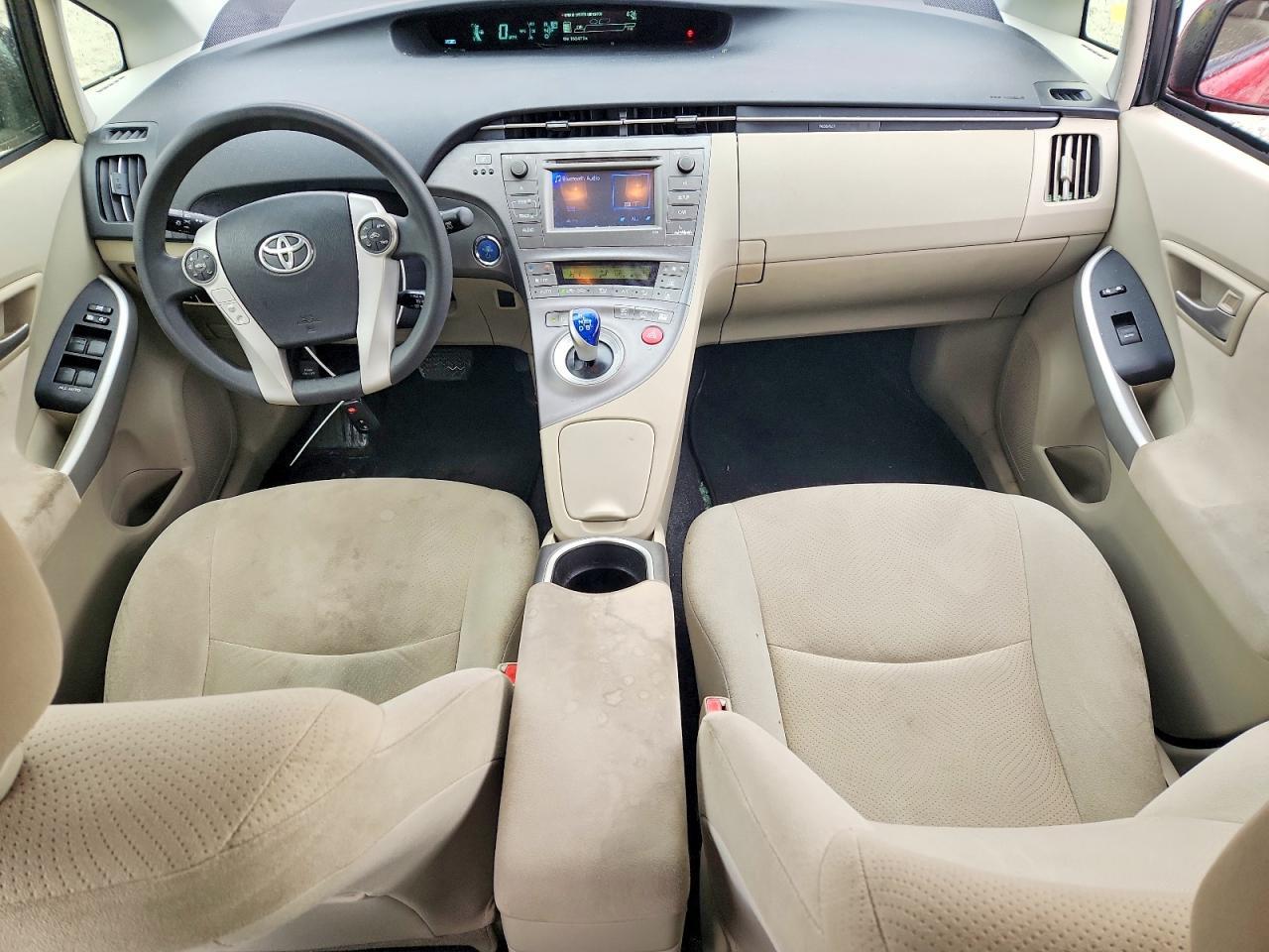 2015 TOYOTA PRIUS