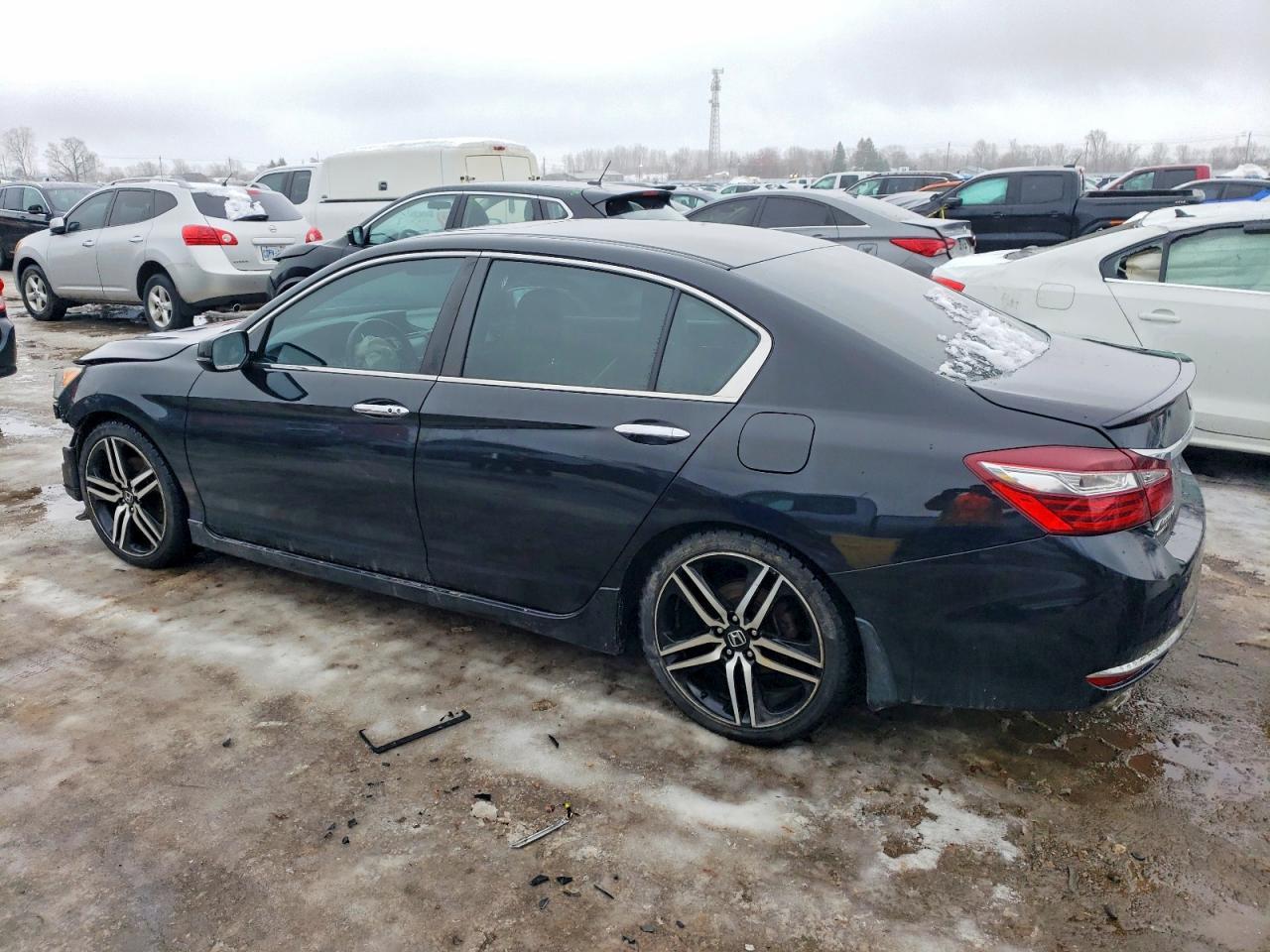 2017 HONDA ACCORD