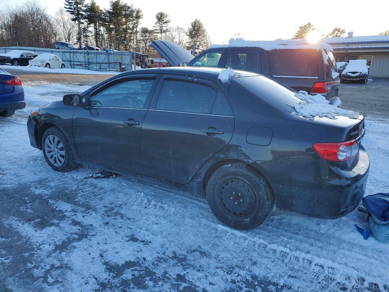 2013 TOYOTA COROLLA