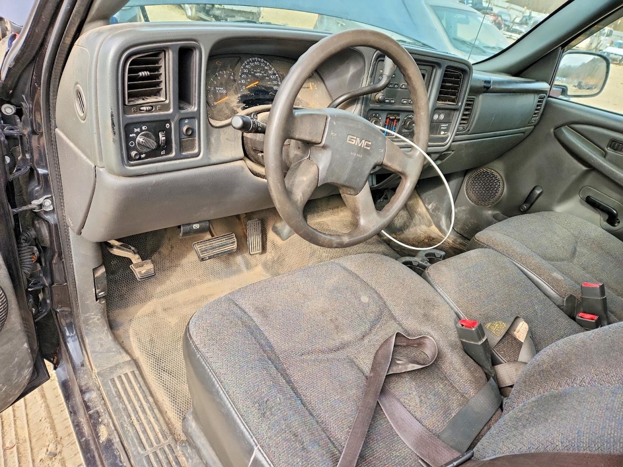 2004 GMC Sierra