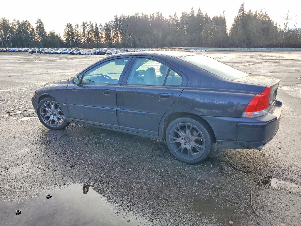 2005 VOLVO S60