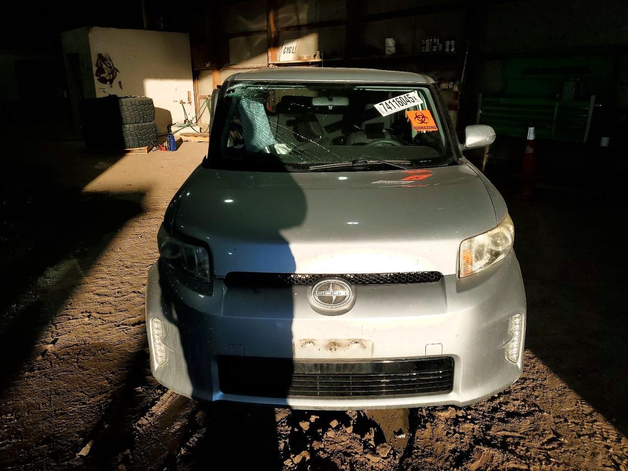 2014 TOYOTA SCION