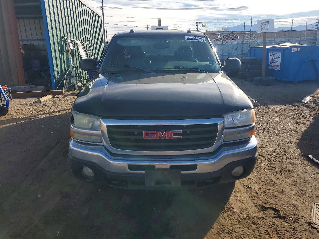 2004 GMC K1500