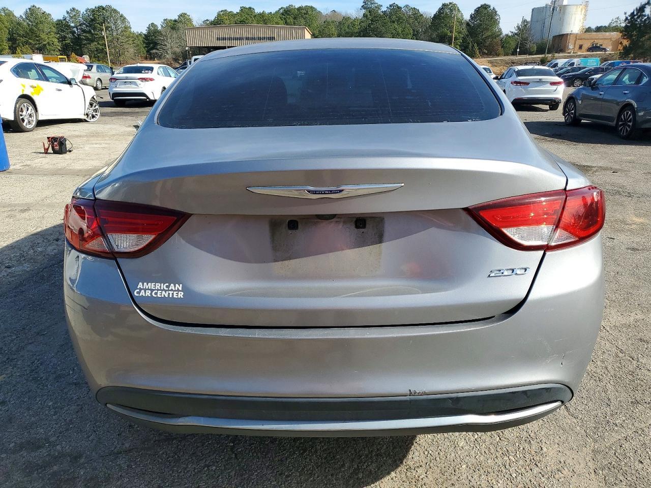 2016 CHRYSLER 200