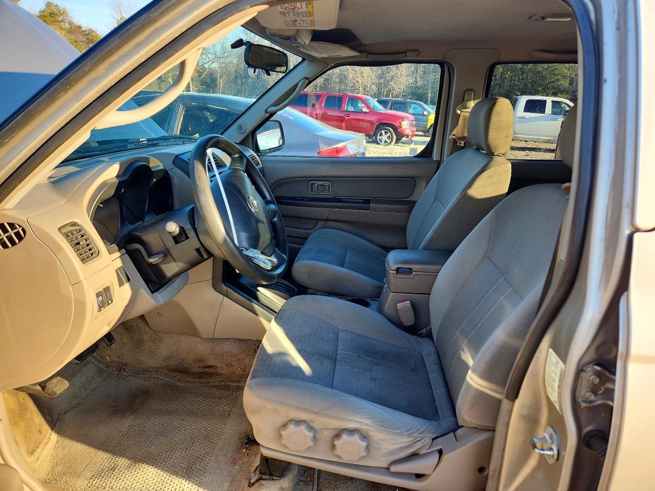 2004 NISSAN Frontier